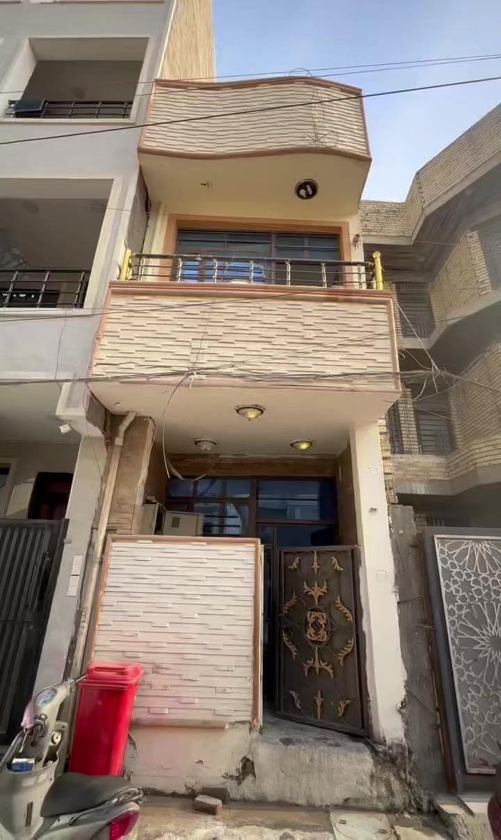 للايجار 550 الف
الاعظميه شارع الكم  

للأستفسار ***********
