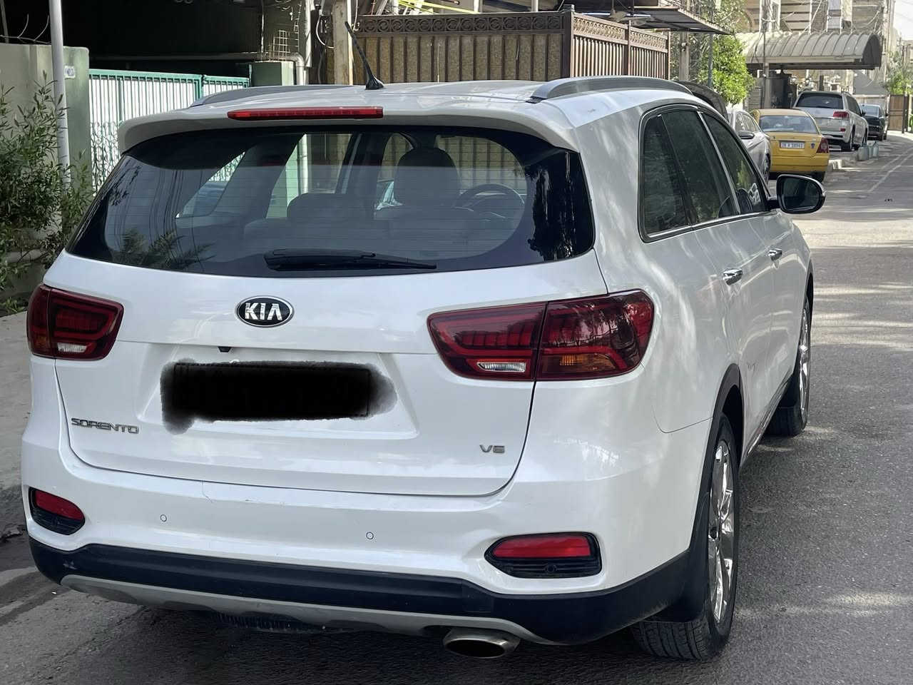 سورنتو 2019سنوية بسمي مكاني الدورة خليجي 6سلندر مري شفط تحكم استيرن 7راكب بردات ابواب 
 صندوق كهرباء كامل موصفات من عده السلايت السعر 255$ رقم انكليزي بغداد رقم الهاتف ***********
