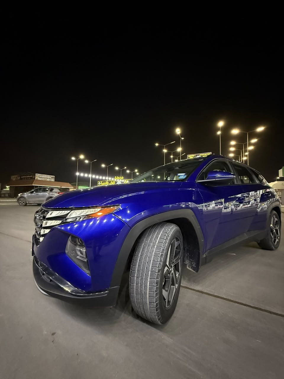 للبيع او مراوس بأحدث
توكسان 2022 وارد امريكي 
ازرق اللون 🔵
رقم بغداد بأسمي تحويل ثاني يوم 

السيارة جديدة بمعنى الكلمة 
وكاملة والكمال لله 

المواصفات :
🔻ماشية 42 ميل
🔻حادثها بس البنيد صبغ والجاملغ بارد بدون ايرباك 
🔻مكينة 2500 
🔹فتحة سقف (سلايد)
🔹شاشة كبيرة 
🔹كاميرا خلفية دوارة 
🔹عدادات الكترونية متغيرة
🔹لد داخلي متغير ٧ الوان
🔹داخل ابيض 
🔹كشنات تدفئة
🔹كشن كهرباء 
🔹كشنات جلد
🔹 نظام AUTO HOLD 
🔹نظام ازدحامات A STOP 
🔹نظام نزول منحدرات
🔹 رادار امامي خلفي
🔹 قيادة ذاتية 
🔹نظام تحديد مسار
🔹نظام كروز تفاعلي 
🔹اشاير بالمري
🔹صندوق كهرباء
🔹بصمة ابواب وتشغيل
🔹تشغيل عن بعد 
🔹ترحيب عن الاقتراب
🔹نقطة عمياء
🔹شاحن وايرليس

وبعد هواي مواصفات ماذكرتهن 

السعر 190 ورقة 
ترهم مراوس حسب القناعة

مكاني بغداد 
***********
