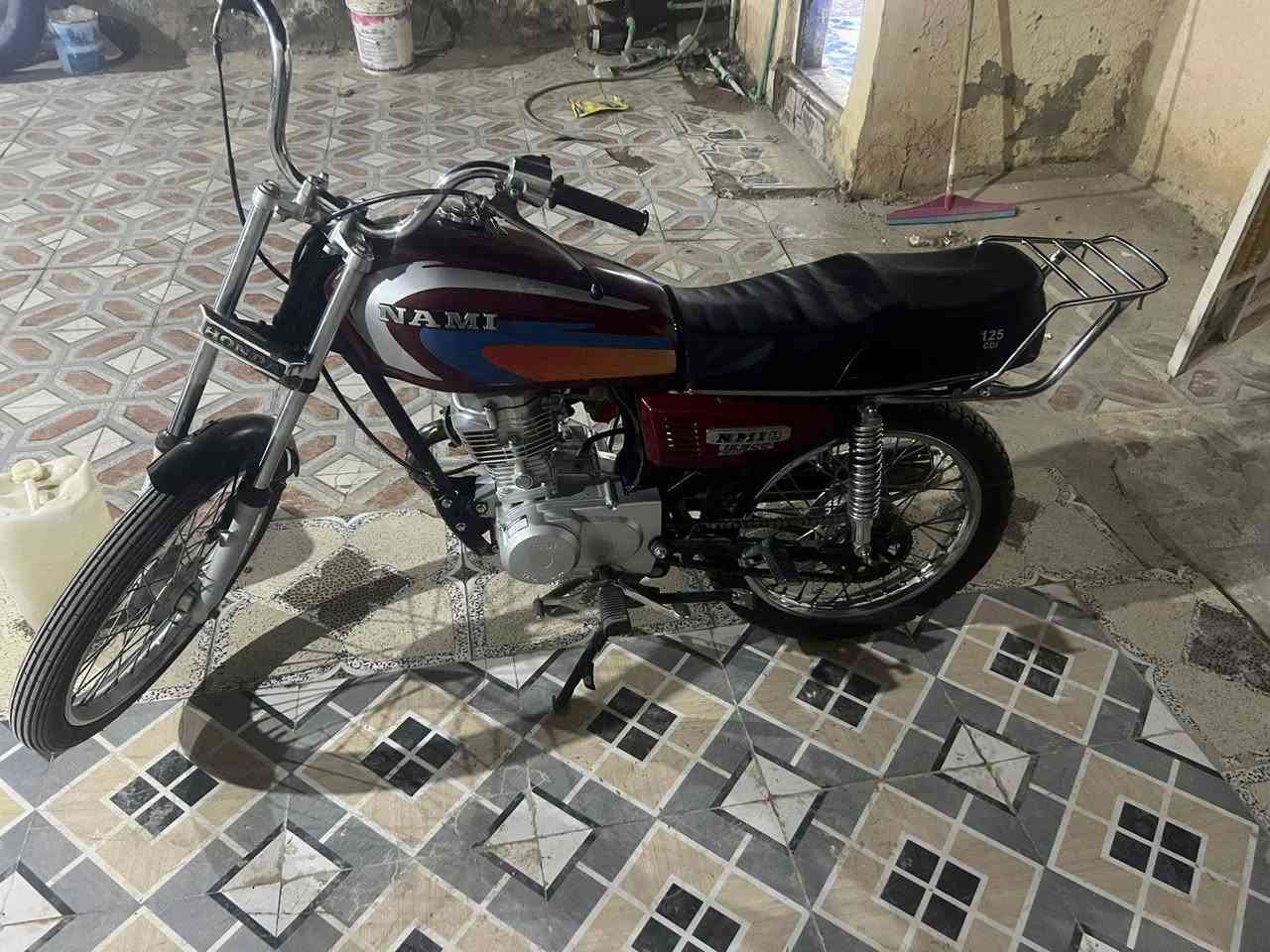 دراجه كير للبيع المحرك هونده ستوني شاده الدراجه كلك السعر خاص
***********
