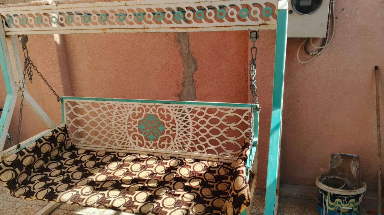 للبيع مرجوحة رقم ***********
