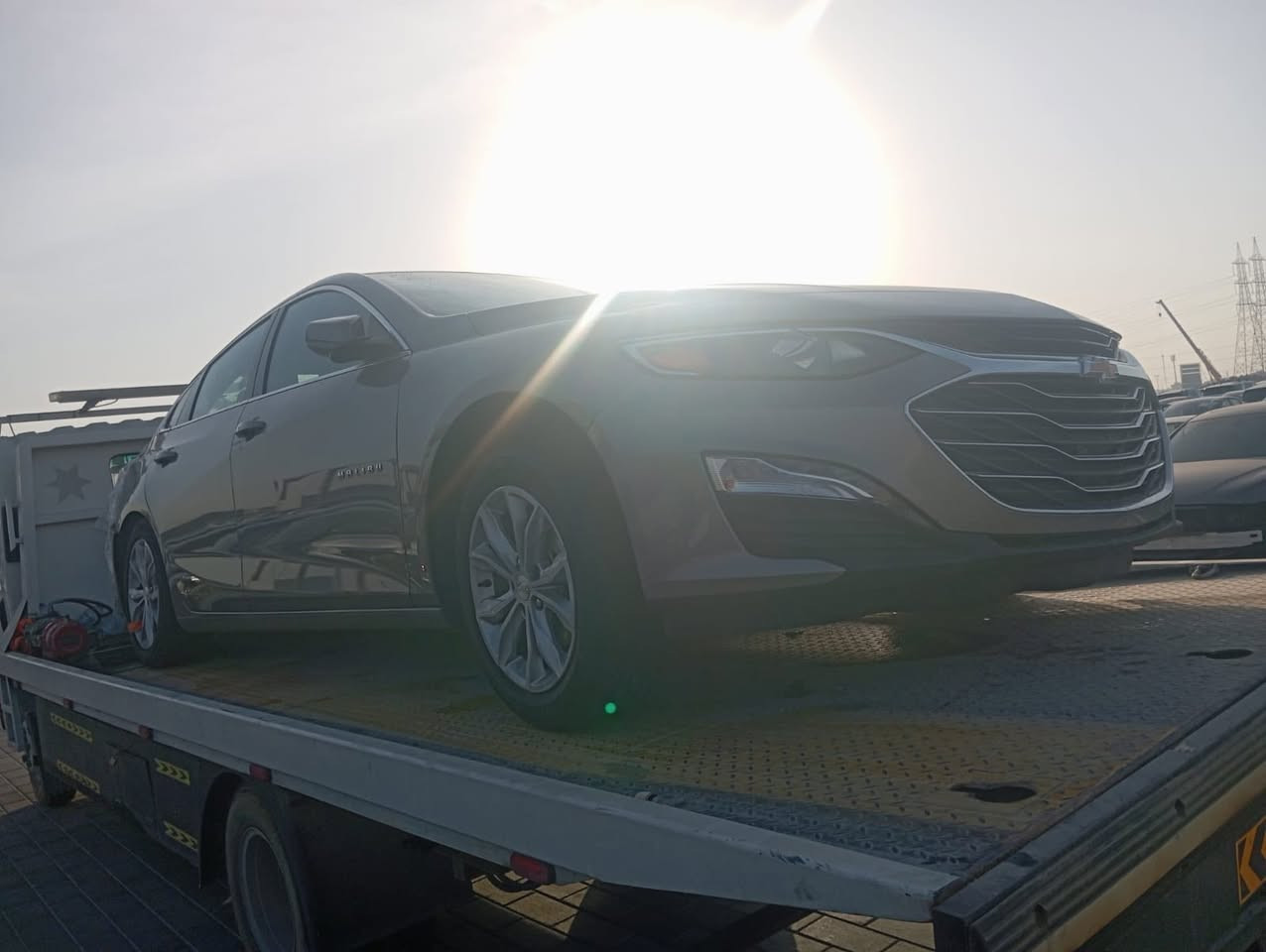 ماليبو 2024 LT
السلام عليكم 
السيارة حاليا بدبي حادثها موضح بلصور السيارة تشتغل وتمشي من المزاد ماشيه 34000mi سعر السيارة مطروحة بدبي 85 ورقه 
للاستفسار ***********
يمكن ادخالها على البصرة 
يمكن ادخالها على الشمال
