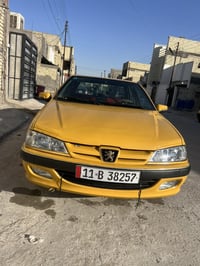 بيجو بارص 2011 مصبوغه عام  وعندي صورهه قبل الفرن لان جارده مكينه فرنسي...