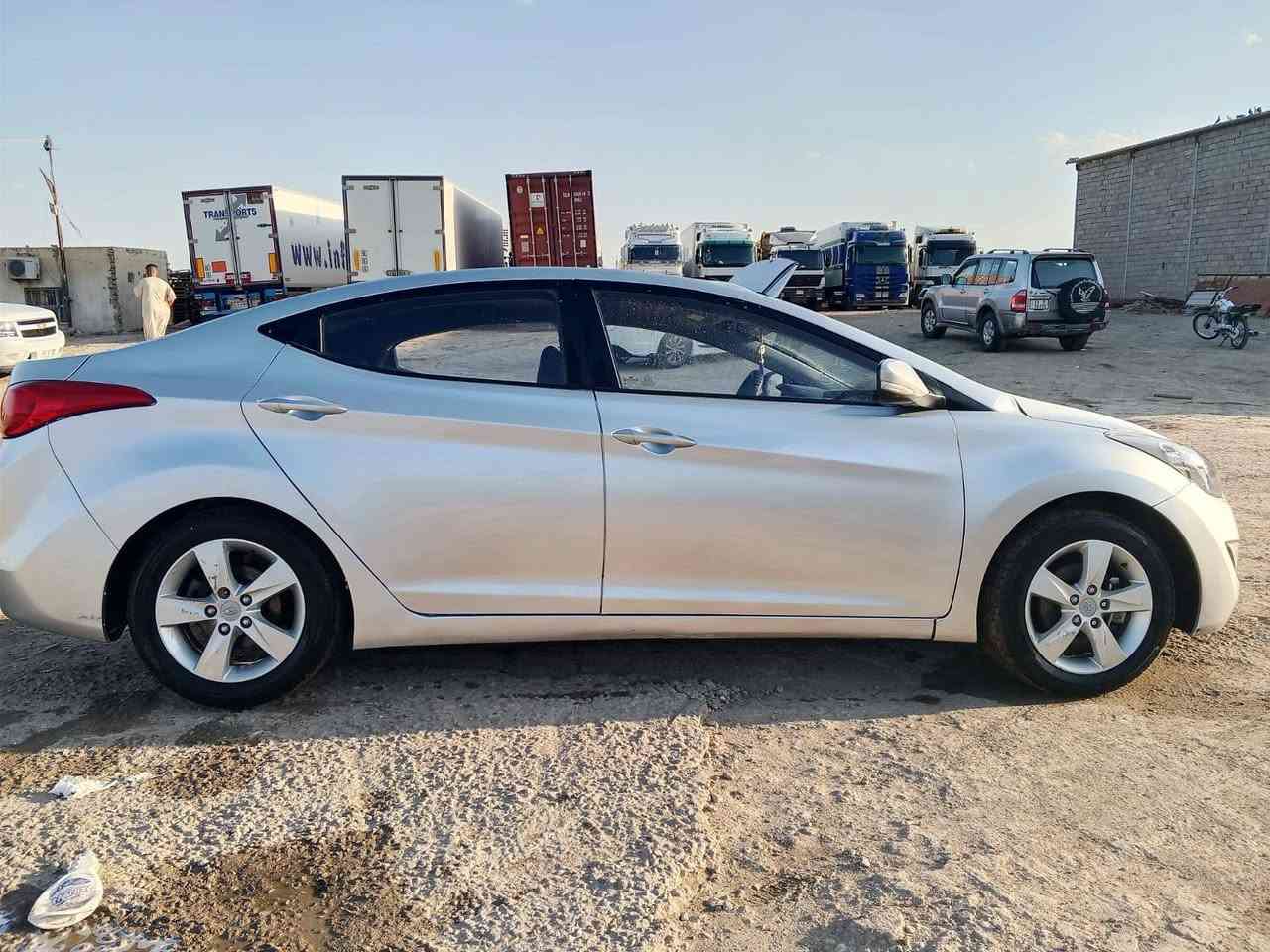 النتره موديل ١٢ماشيه ١٦ متومه طبق الأصل ناصرية مركز سعر ٥٠ وببهه مجال ***********
