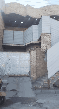 السلام عليكم
بيت المساحة ٢٠٠متر طابقين في حي الغدير الثانية يحتوي على ٦غرف مع استقبال و٤ حمامات ودرج داخلي ودرج خارجي بناء درجة أولى رقم صاحب الدار
علمان ان البيت مطلوب ٦٠مليون إسكان يحول القرض باسم المشتري
***********
