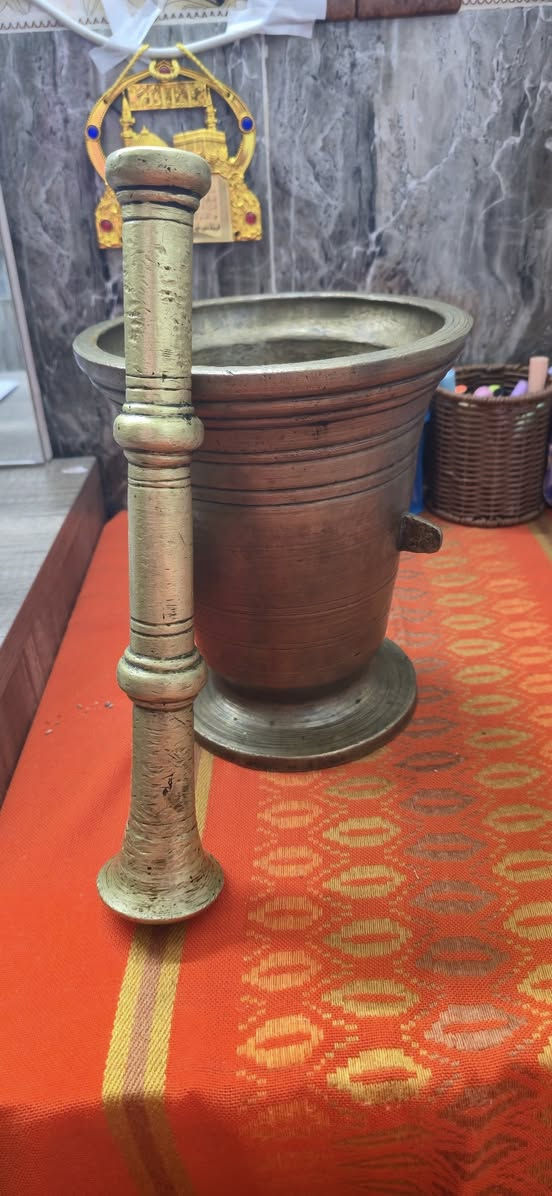 دەسکەوان بۆ فرۆشتن ‌، 15کیلۆیە بۆ زانینی نرخ تەلەفون بکەن‌‌🤍
***********
