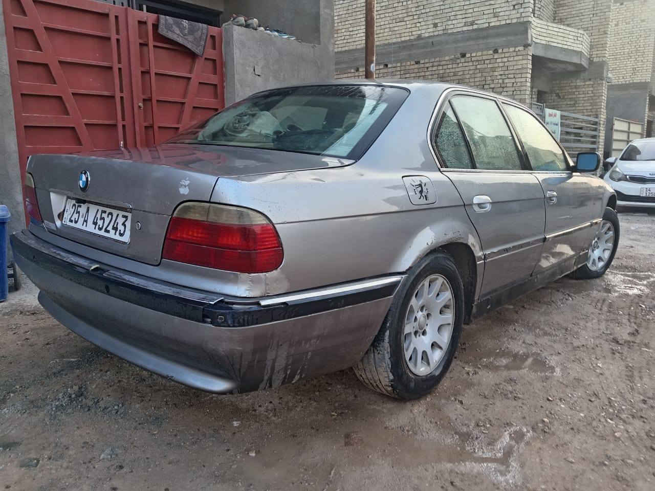 السلام عليكم
بي ام دبليو 730 موديل 1995
كير محرك لكزس 4300

السعر 70 $
. السيارة ما تصرف عليها دينار واحد وترايك للبصرة وبيها منضومة غاز ***********
