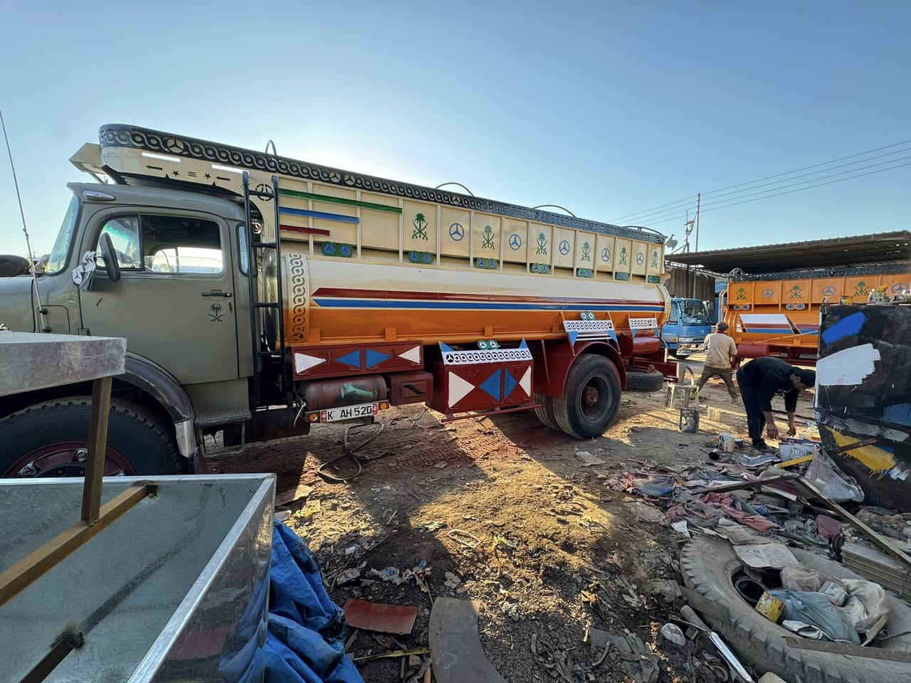 كل عام وأنتم بخير عيد سعيد ونصرن قريب $$$ معمل جواد السماوي لتصنيع التوانكي السماوه ألحي الصناعي ***********
