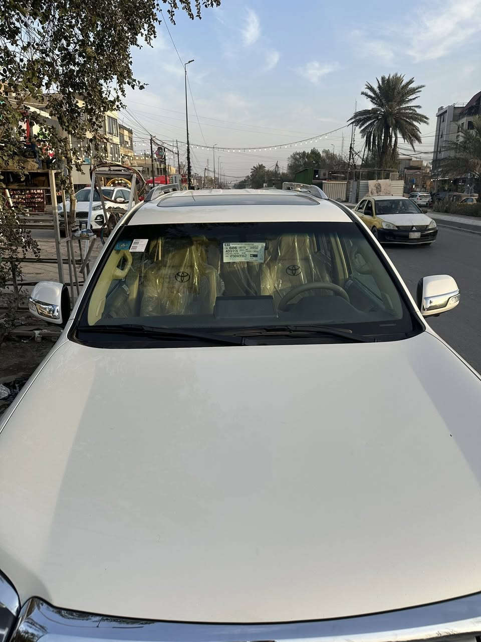 لبيع ابرادو 2016 VX فول موصفات مكفوله كفاله عامه عدا دعاميه خلفيه شويه صبغ بيهه ماشيه 136 الف حقيقي ٦ سلندر مكان بغداد ***********
