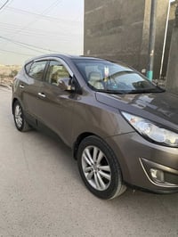 سيارة توسان  موديل 2011 سيارة مصبوغة عام جمالية مكفولة شواصي كاملة وار...