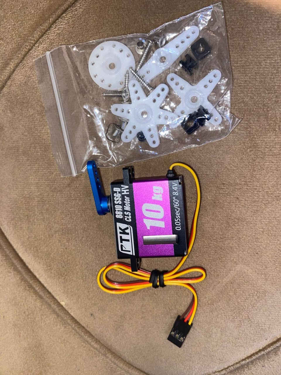 جدد غير مستخدمات نطوني سعر وبلعافية


**إذا كنت صاحب هذا الإعلان وتريد حذفه لأي سبب، رجاءا أرسل رسالة إلى الدعم الفني**