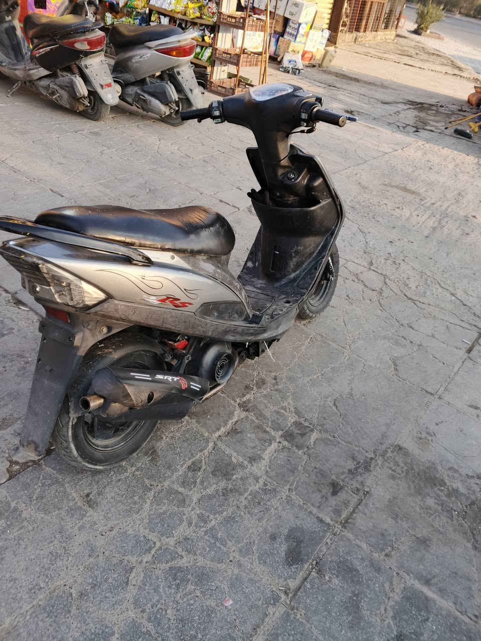 دراجة نضيفة مكينة نظيفة شلعة ومعدل 500الف بيهة مجال حك الجية بغداد الشعلة***********
