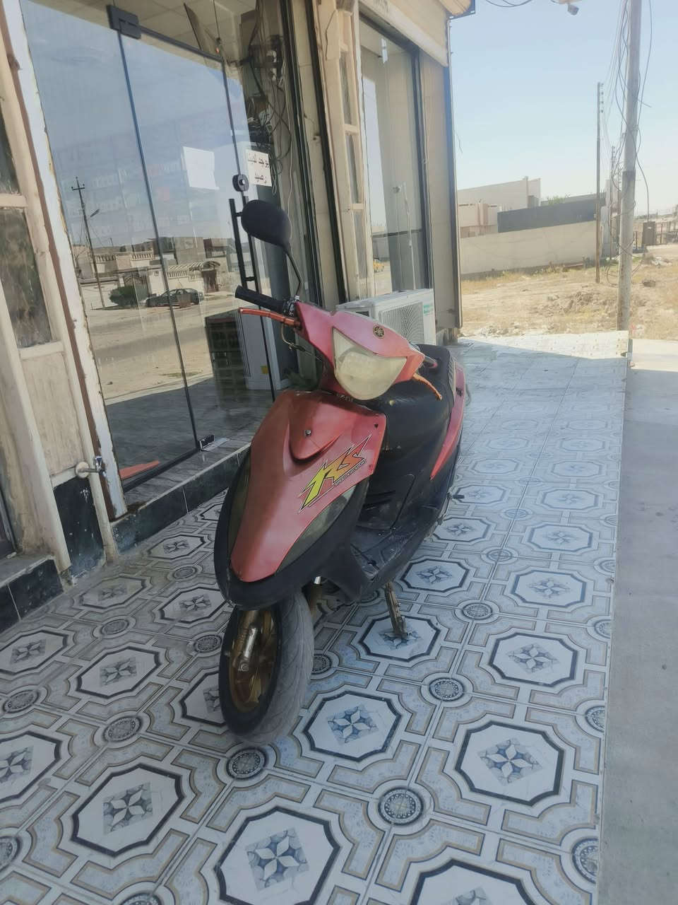 دراجه نظيفه ما بيها كل شيء شغالات كل شي بيها ماكس عدله رايدها بسعر 300 لانو انا بدي يوم يم الزوبه***********
