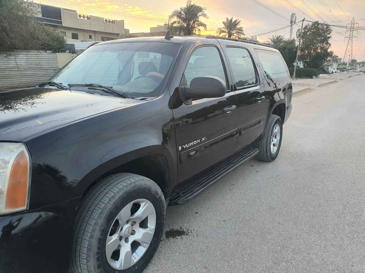 السلام عليكم يوكن 2007 وارد امريكي مكينة كير اكسل خير من الله حادثهة مدكر امامي السيارة جاهزة من كلشي وخصوصي
السعر 165 وقابل لتفاوض 
***********
مكتن السيارة بغداد الغزالية
