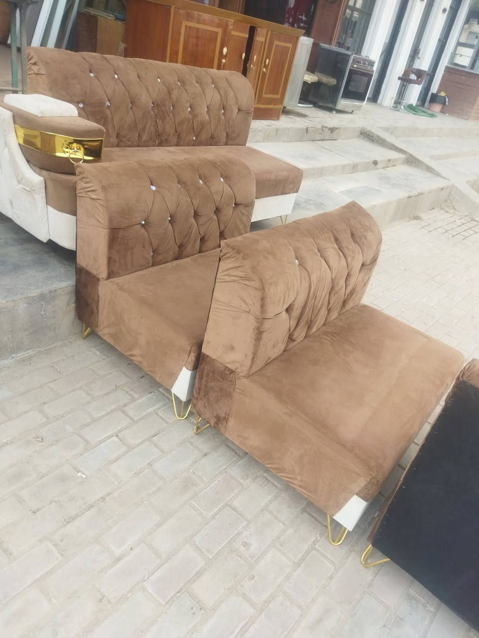 سلام عليكم
ديوان 11 مقعد نضافه 99% 
مستخدم قليل


**إذا كنت صاحب هذا الإعلان وتريد حذفه لأي سبب، رجاءا أرسل رسالة إلى الدعم الفني**