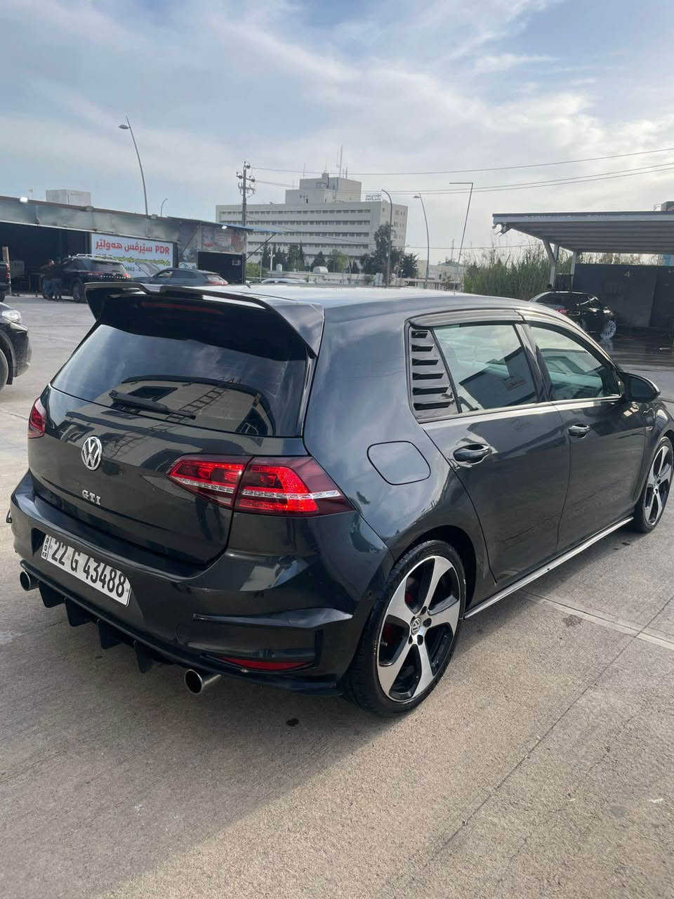 Golf Gti 2016
بۆنیت دەرگای سایەق بێ ژۆرێ بەس ئێرباگ سوکان 1-2 جێش تەعدیلە سەیارەکە زۆر جوانە کامل دەست کاریە 
گۆرینەوە و فۆرشتنە 

تۆربۆ 20 R 

کەم شەفت R

داون پایپ 

شوتە سپۆرت 
*********** أربيل, العراق
