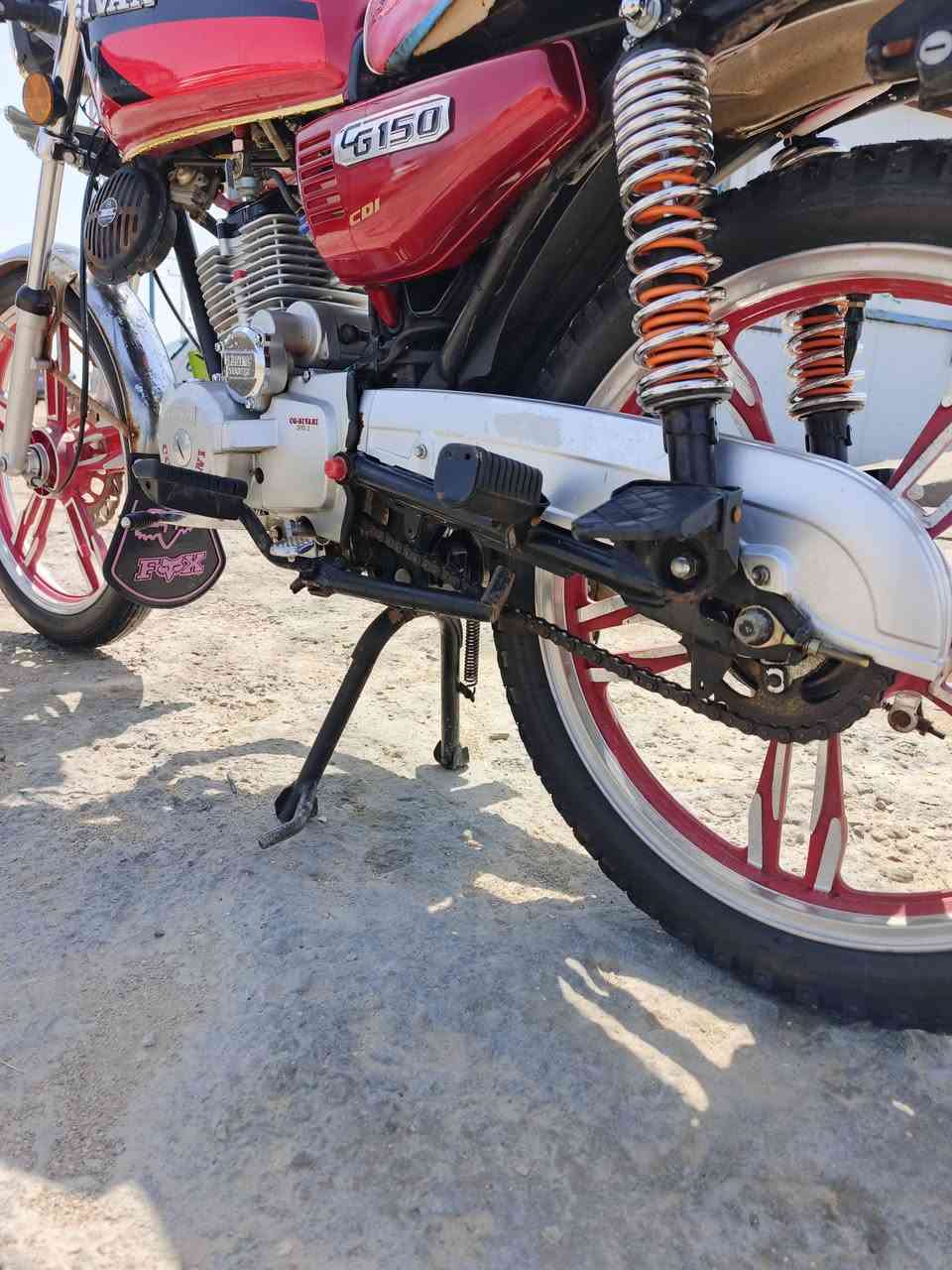 السلام عليكم
دراجه سافان 5 گير للبيع موديل 24 مكفوله من كلشي السعر 500 وبيهه مجال مكاني مشروع المسيب ***********
