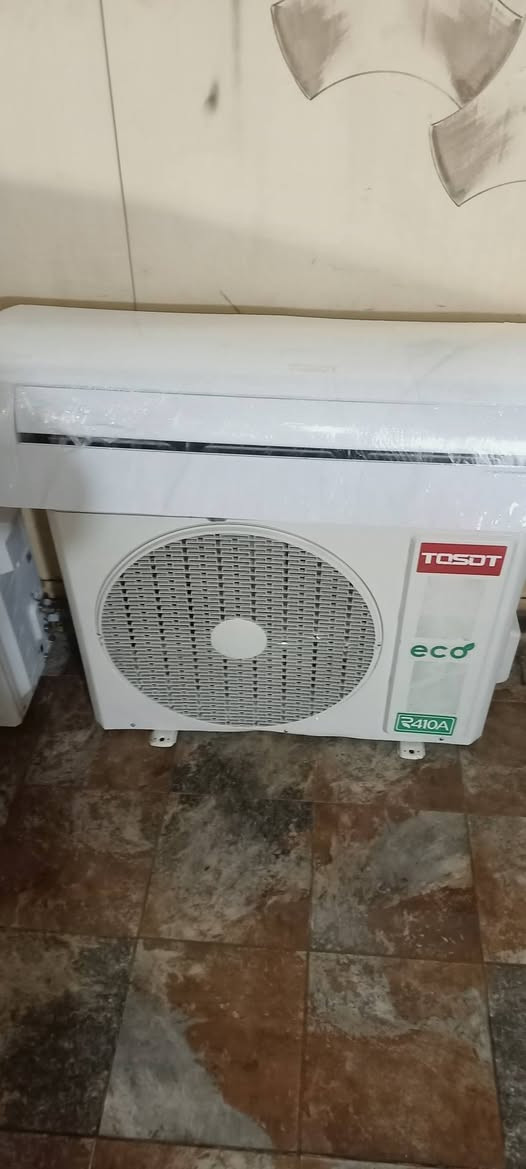 سبالت توسوت 2طن عدد3
نظيف جدا كاملات 
السعر الجهاز 600الف
سبلت وادي 2طن انتاج 25 نظيف جدا..500الف
***********
الاسكندريه
