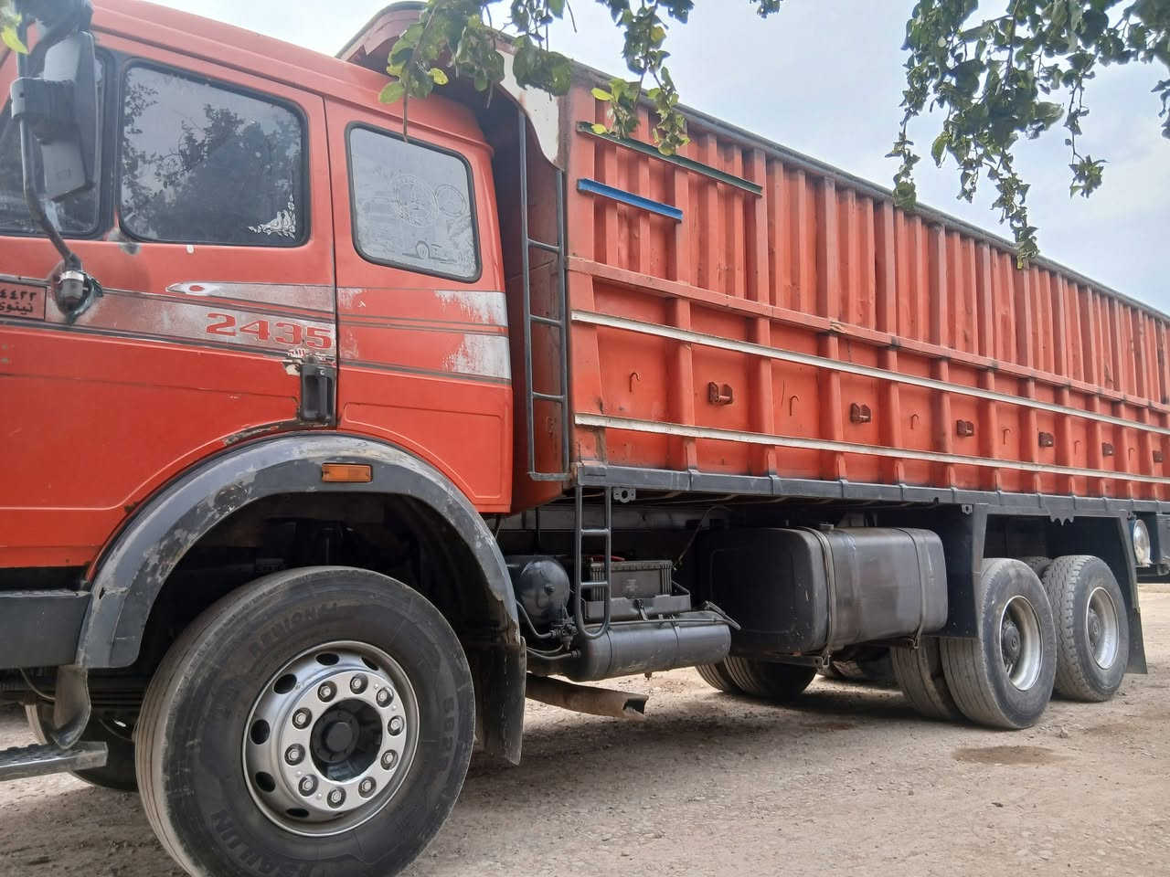 البيع مديل٩٢ مكينة ٣٥ كير١٥٥ مجوعة جيف ***********
