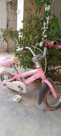 بايسكل • حجم ١٢ • نظيف