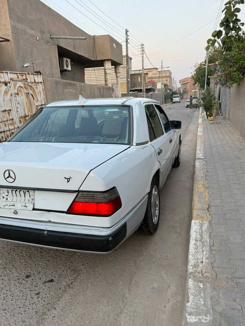 سلام عليكم مارسدس دب مديل 1990 سعر 36 بيها مجال قليل بصره قضاء المدينه ***********
