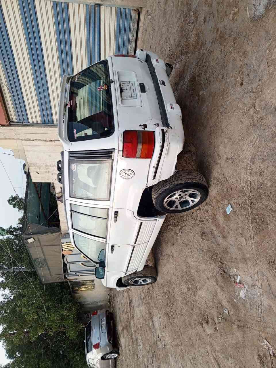 جيب شيروكي مديل 93 جاهزه من طول الطول مكفوله من العيب شرعي وظربه قويه ونقل والكص ترايك وين ما يعجبك مكينه 2500 وكير مكفولات حداديه جديده وطخم تاير جدئد كهربايات كله شغاله دواخل حلو رقم الماني سنويه ال 28 شرط التحويل مصفره(سعره 36 وبيه مجال) مكاني ناصريه مركز ورقمي ‏‪***********‬‏
