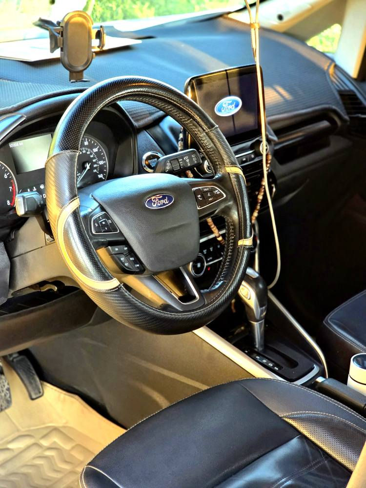 ▪︎ سلام عليكم
سياره فورد ئيكو سبورت EcoBoost تيتانيوم تجي أعلى فئه .
•تيربو رياضي 3 سلندر 🚀
• امريكي موديل 2020 سياره لمتد
ناقل الحركه 6 سرعات.
نظام صوتي تدعم كاربلاي.
شاشه لمس.
شاشه ترحيب 
كشنات جلد تدفئه.
كشن كهربائي.
ستيرن كهربائي تدفئه.
تحكمات ستيرن.
بانوراما.
5 راكب.
بصمة دخول ثنين
تدفئه تبريد كهربائيات لايتات زينون مابيها اي نقصم سليمه متصرف عليها ربع سياره حلوه ونصبتها حلوه 
___
حادثها جاملغ الأيمن وشويه من البنيد
صفحه السايق الأيسر صبغ وشويه من الجنطه 
__
سعر 85$ 
*********** بغداد, العراق
