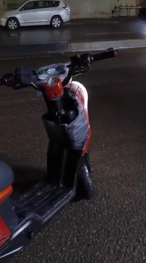 سلام عليكم دراجه R9 للبيع ب350 وبيها مجال للشراي عنواني البصره ابو الخصيب رقمي ***********
