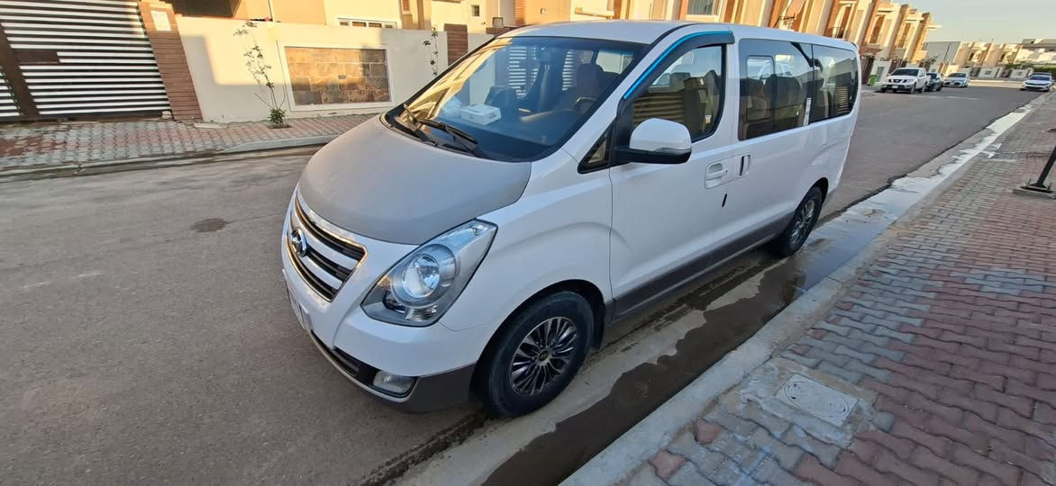 🚐 للبيع: هيونداي ستاريكس 2018 🚐 📞 للاتصال: *********** 
🔹 الموديل: 2018
🔹 العداد: 100 ألف كم
🔹 المحرك: مفتوح مكفول
🔹 الحالة: ممتازة جداً
🔹 اللون: أبيض
🔹 الرقم: بغداد
🔹 المكان: الأنبار – الفلوجة
🔹 السعر: 240 ورقة
✅ استخدام عائلي
✅ مكيف ممتاز
✅ جير ومحرك وشاصي نظيف
✅ بدون حوادث أو صبغ
📞 للاتصال: ***********
