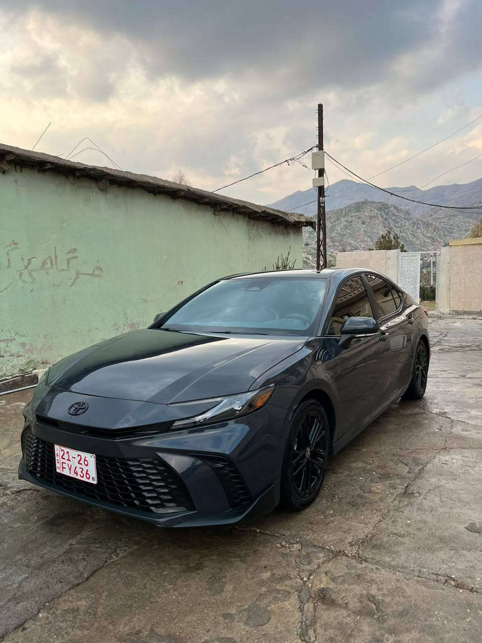 تويوتا كامري 
بو به يوندي كرن ***********
موديل 2025
موصفات Black/se 
ره نگ جيمه نتوي
2بارجه سبغ 
ته نها ١٠mi جويه حسابي سفره 
سياره كه زور خاوينه او هيج شوخت تشتي تيدا نيه هه مو تشتي به شه رت
ايرباك ته نها به س دوگمه 
سياره كه زور زور خاوينه
سعر 225مجال أربيل, العراق
