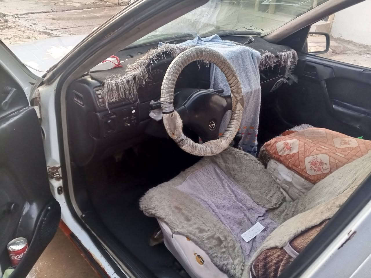 السلام عليكم فكترا موديل 92 وكاله من الوكيل بيها قسام شرعي مكينه وكير شرط رقم اخضر مشرحه يعني ما مكصوصه السعر 17
‏‪***********‬‏ اسيا 
‏‪***********‬‏ كورك
