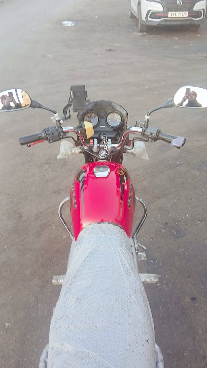 سلام عليكم بوكسرجبلي مديل 2023 ستخدم  شخصي دراجه جديده معنه الكلمه مكفول كفاله عامه لا تبخير لا تجفيت  / موبايل ***********
