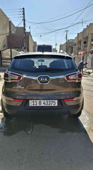 السلام عليكم اخوان عندي سياره سبورتج الموديل 2012  خليجي سياره مكفوله من حادث فور ويل فول مواصفات عدا البصمه بيها جاملغ وبنيد صبغ اثر جراد فقط ولباقي مكفول بسمي رقم جديد رقم بغداد كامرا حساسات سياره جديده معنه الكلمه ماشيه ١٤١ العنوان بغداد السعر 131 وبيه مجال قليل الاستفسار ***********
