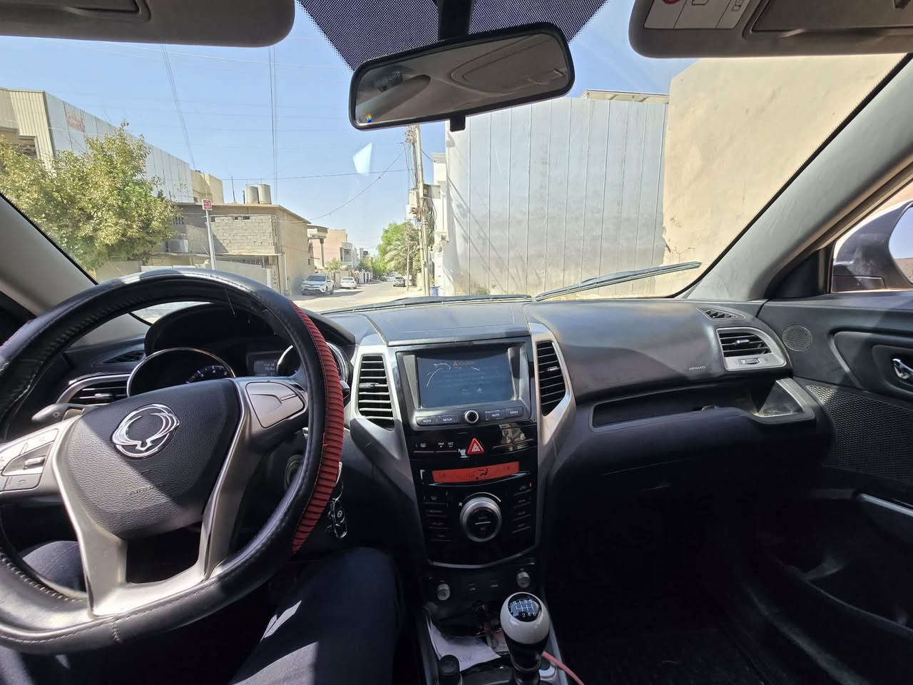 سانج يونج تيفولي
(كوري مو صيني)
موديل ٢٠١٦
ssangyong tivoli 2016

مكينة ١٦ تنفس طبيعي
كير عادي
فول مواصفات عدا البصمة
ويل ١٦
سقف سلايد
مرايات كهربائية
هيل ستوب
كشنات هيتر سائق وسكند
كشن السائق تبريد
تشغيل عن بعد
كشن كهربائي طرف السائق
حساسات امامي وخلفي
كامرة خلفية
 شاشة لمس
تعديل بارد شبرين جامرلغ السكن
رصعة بسيطه طرف السكن
المكينة بيها صرف بسيط جدا بالدهن
سنوية وبطاقة بنزين باسمي
سنوية ما منتهي
مكان السيارة كركوك
للاستفسار واتساب ***********
