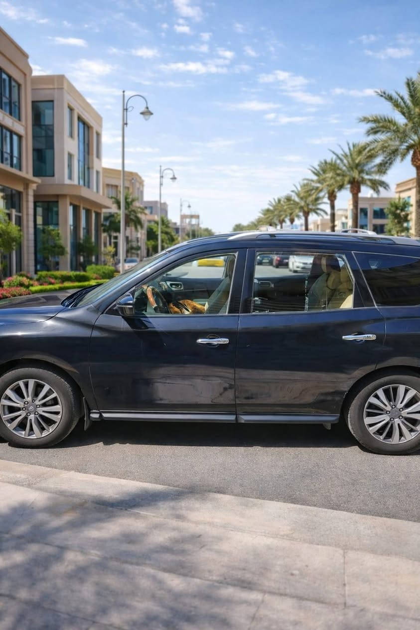 نيسان باثفندر 2020 رقم بغداد مداور ثاني ماشية 76 الف كيلو  الخاص او الاتصال على الرقم *********** معروضه 185 ورقه مكان السيارة مدينة الناصرية
