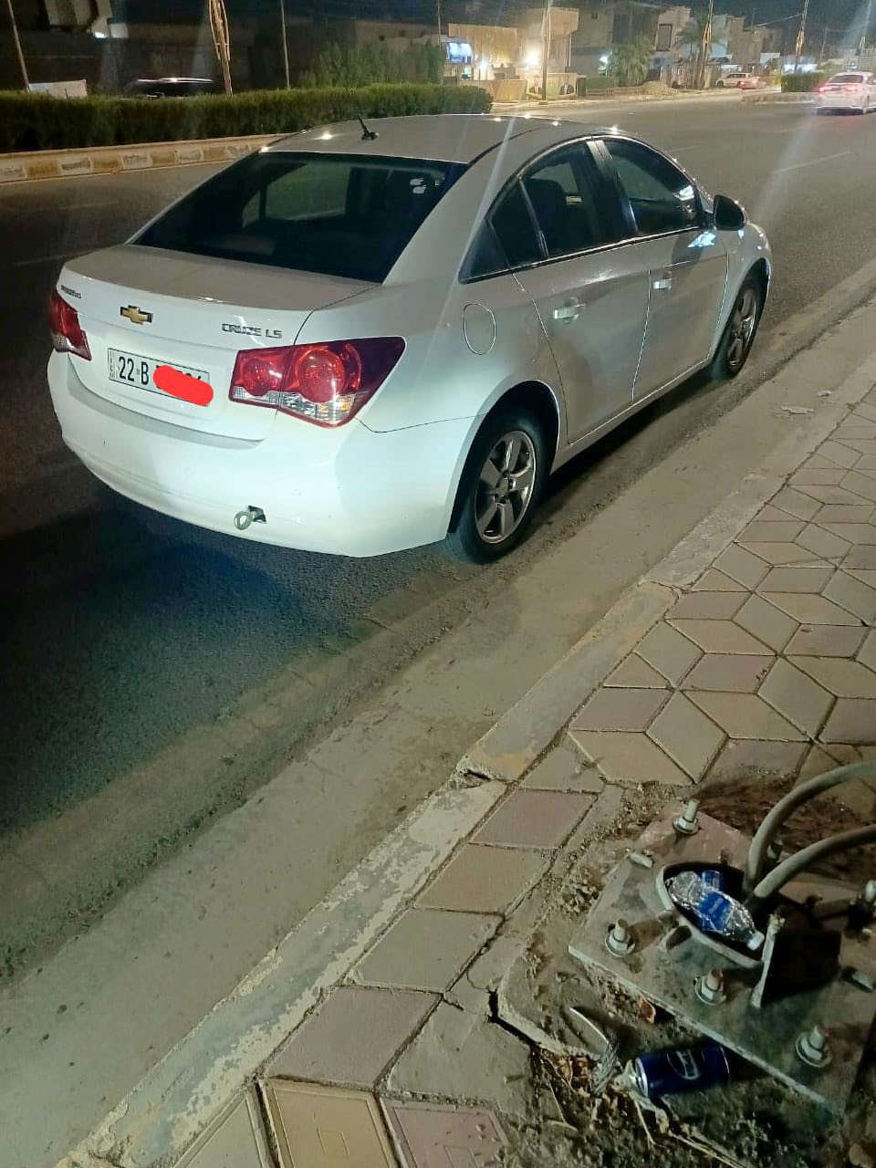 سلام عليكم كروز 2012 خليجي Lsمحرك 1600 قطعة صبغ جاملغ امامي عكس السائق فقط بدون دواخل كير محرك كفاله تبريد ثلج رقم اربيل وكالة عامه بأسمي  مكان سيارة الفلوجة سعر المطلوب 78 وبيه مجال قليل ***********
