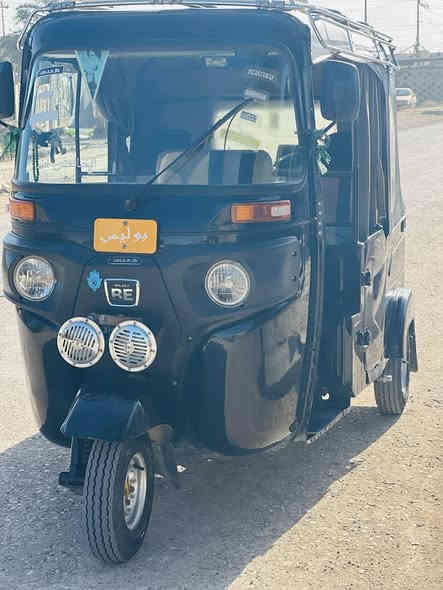 سلام عليكم تكتك 22 البيع مرقم بغداد تصال ***********
