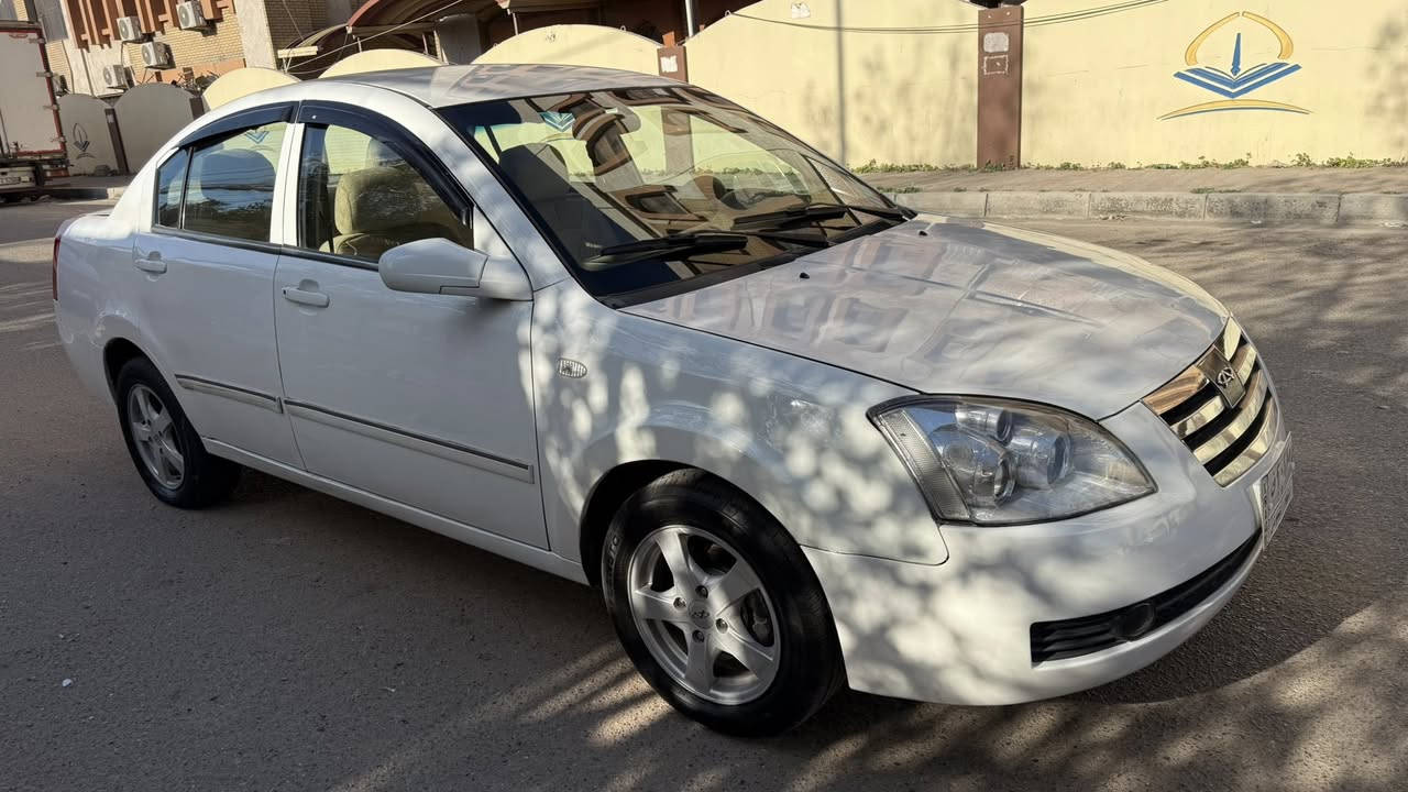 للبيع شيري اي فايف موديل 2012 رقم بغداد تحويل ثاني يوم جاهزه مابيها نقص كير مكينه صدر جديد شاشه كامره داخلها جديد مكينه 2000 كير اوتو ماتيك ميكانيك المرغوب مكفوله من الضربه بيها تصليحات اخياسات ومسويهن  السعر 46 مكانها بغداد الشعب للستفسار ***********
