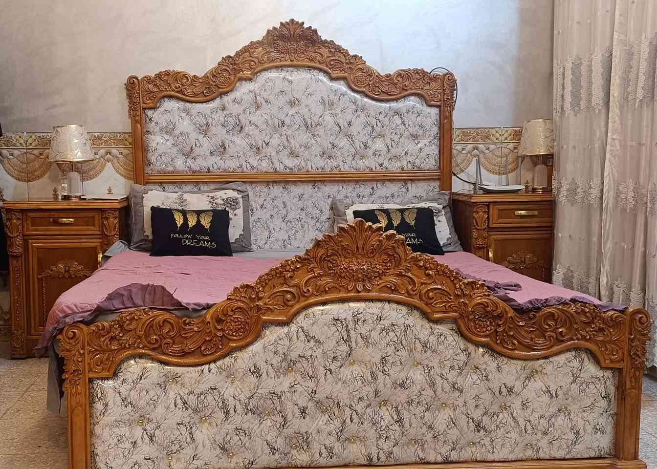 غرفه نوم للبيع جديده تحتوي على 5قطع مع كوديات جربايه ما مفتوحه(اول نصبته) السعر(1,500,000)
الرقم***********
