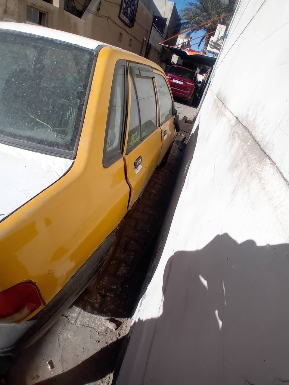 سلام وعليكم السياره ٢٠١١ تحويل مكينه مكفوله بس الكير مالته يراداله عينه وصينية رقم انكليزي  السعر ١٨ وبيه مجال رقم ***********
