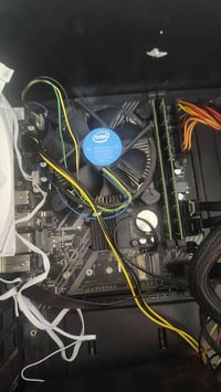 i5 2400 • 8 جيجا 1600MHz • مذربورد H61