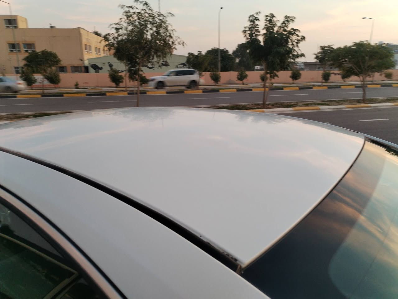 التيما 2017 SR
قطعتين صبغ بدون دواخل امخلي السونر
كير مبدل 21 شرط مكينة شرط ماشي 136 ميل سنوية رقم جديد  لل29 شرط التحويل بأسمي حدادية تايرات كله جديد لايتات زينون
سعر 125 بي مجال
مكان كلار
***********
