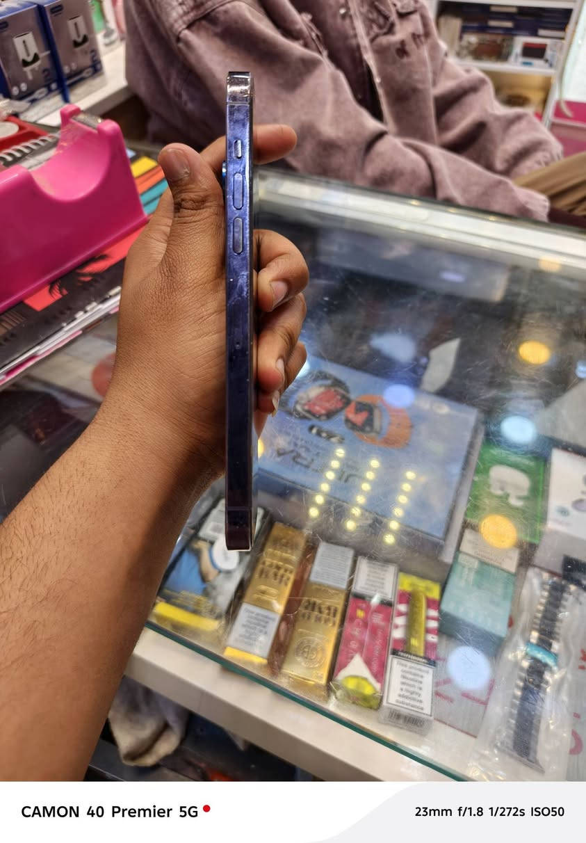 السلام عليكم
ايفون 14 برو ماكس 

ذاكره 256

بطاريه 89 

دبل سيم كارت ZAA عربي شرق اوسط

الجهاز مبدل ضهر ومكسور فقط 

مكاني نجف 

اتصال او واتساب 
***********
