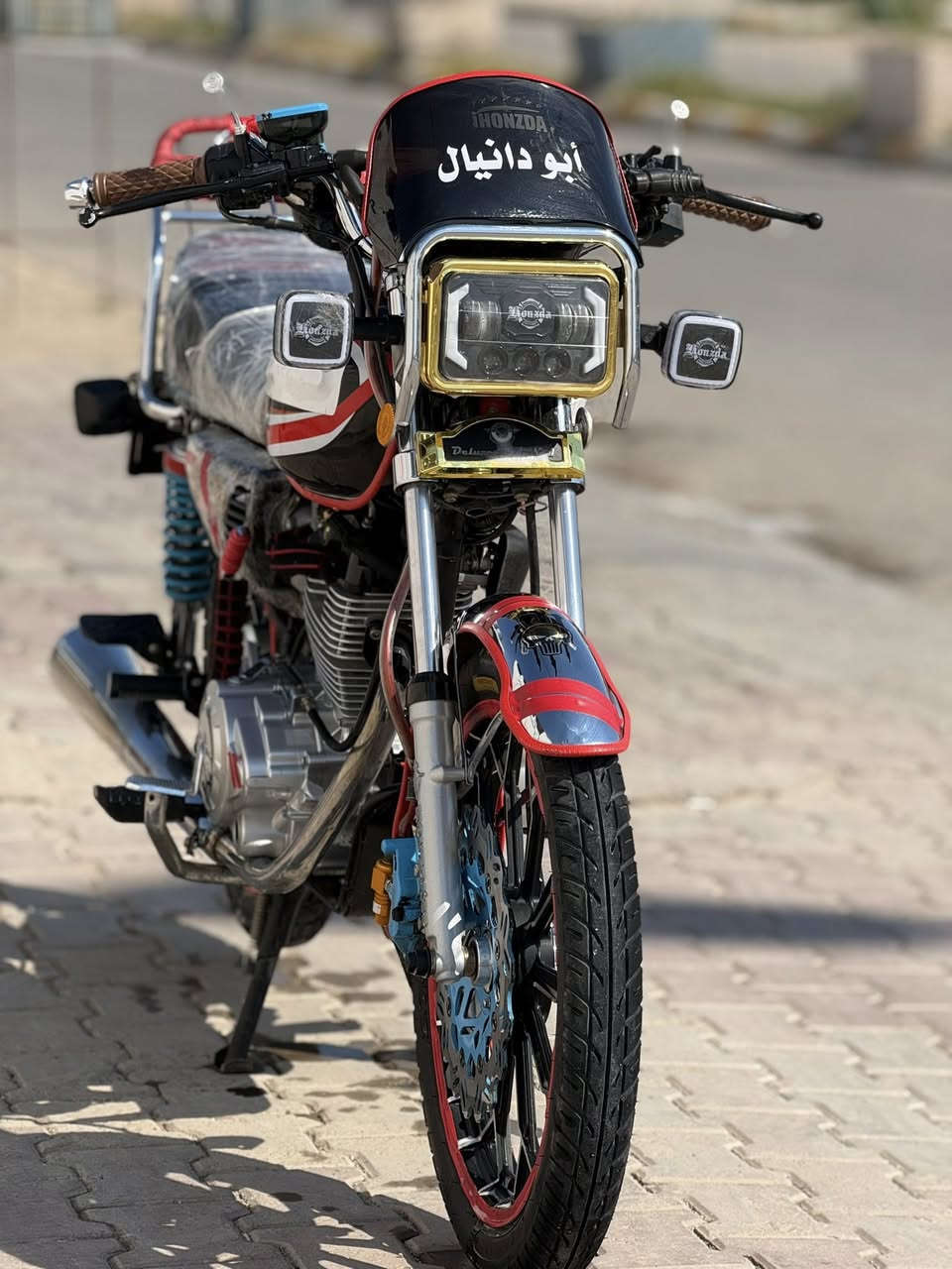 سلام عليكم ماطور نامي برو
موديل 25اوراقها كامله مابيها عيب 
محرك 200
السعر 800وبي مجال 

***********
