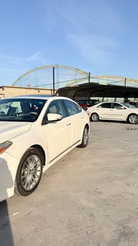 افلون ٢٠١٧ فول مواصفات ١/١ المعروفه  ضررها بنيد فقط مبدل وبيها رصعة بس...