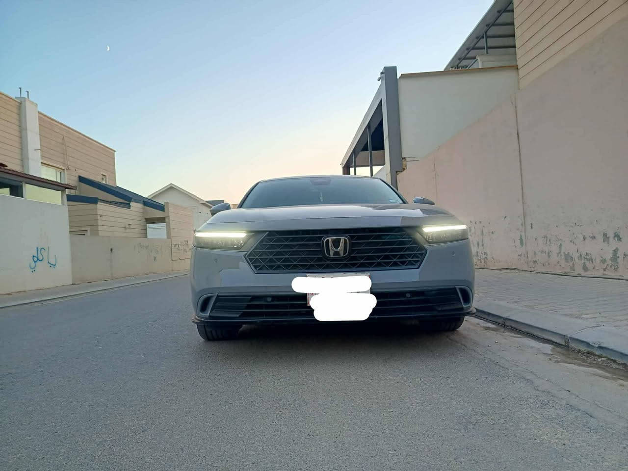 للبيع فقط رقم شمالي
اكورد 2024 سمنتي رقم اربيل وياها بصمتين من الشركة 
ماشية 16،000 كيلومتر
مواصفات EXL 
- كشن جلد و كهربائي وخزن وهيتر
- شاشة كبيرة وكاميرا خلفية
- حساسات امامية وخلفية 
- رادارات امامية ونقطة عمياء جانبية. 
- تحديد مسار ورادار توقف مفاجىء وتحكم ذاتي للمسار وللقيادة
- مرايات هيتر للضباب. 
- جميع الايتات ليد من الشركة
وبعد بيها هوايه مواصفات
بجم امامي وخلفي كبس كله من الشركة. 
حادثها جانبي / باب امامي مبدل شركة واقل من ربع باب الورة راجع PDR تعديل بارد وحسبه 5 سنتميتر صبغ
ايرباك فقط بردة جهة السكن طاك وراجع سستم مظبوط 100%
السيارة نظيفة كلش وما يحتاج فلس لا للصيانة ولا للجمالية.
صور حادث امريكا مرفقة ايضا وبيها طخة بسيطة من الداخل موضحة بالصورة.
مكان السيارة اربيل
السعر: 220 ومجال للشراي


**إذا كنت صاحب هذا الإعلان وتريد حذفه لأي سبب، رجاءا أرسل رسالة إلى الدعم الفني**