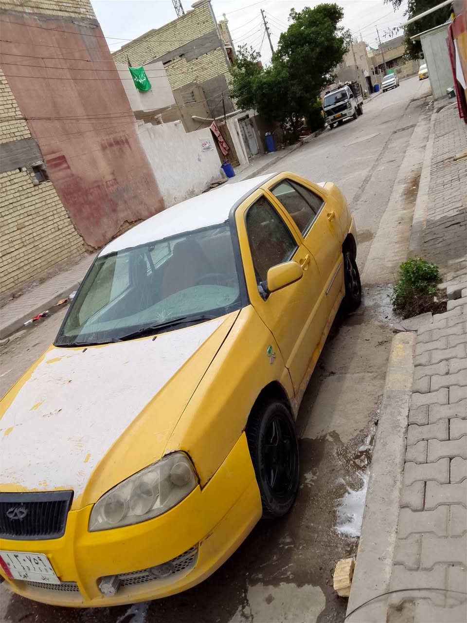 شيري 2010 صدر تخم تأير نضيف سيارة ناعمة مكينة بجيس  سيارة مال شغل وحلوة وناعمة ومابيهة خياس سنوية عضم عاج راعيهة ماندلة اتكفل سرقة وعشار للبيع او مراوس وين ناس الي تريد تعيش تفوتكم والله وسعر بلاش بمليون و400 والله بلاش مكاني بغداد زعفرانية ***********
