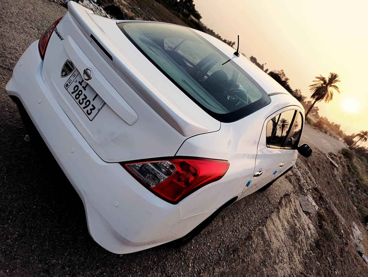 نيسان صني بليتة زرقاء 🔵2019 رقم سنوية هزة جديد 
سيارة الحمدلله كاملة تفاصيل السيارة في الصور⬇️
ماشية 212000 km 
بغداد الزعفراني 🚩
*********** 

103$ بيه مجال
