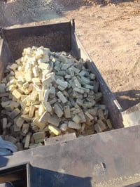 كسر للبيع بسعار مناسبه اغلبيته طابوك سالم وتليثي حمل فول توصيل العماره...