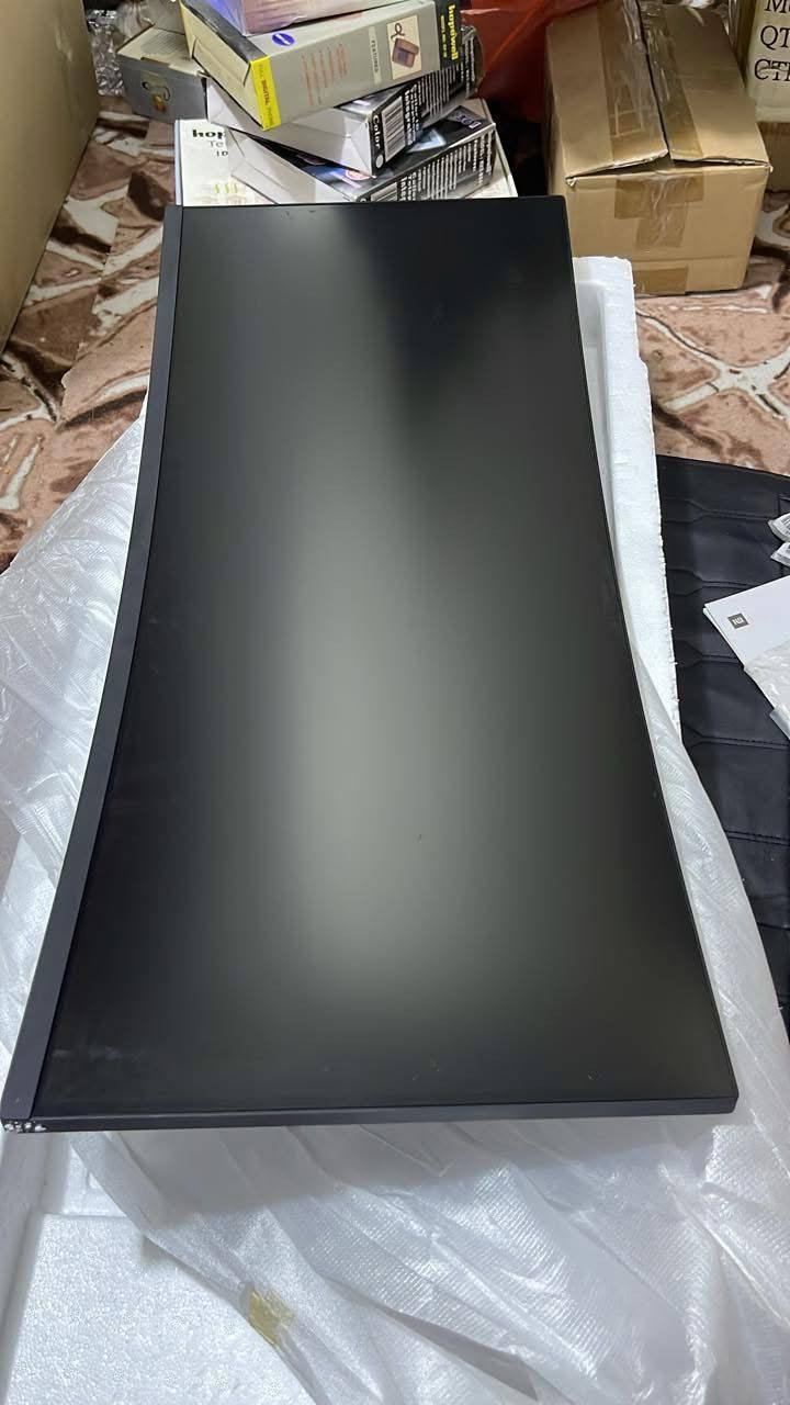 مزادها داخل الصفحه لتحط سعر بالمجموعه لباجر ينتهي
 خلي سعرك شكد توصل بالعافيه 🌹

شاشة الألعاب المنحنية شاومي مي 34 بوصة (Xiaomi Mi Curved Gaming Monitor 34"). 
الدقة: 3440 × 1440 بكسل (WQHD).
معدل التحديث: يصل إلى 144 هرتز أو 180 هرتز حسب الموديل المحدد (مثل G34WQi) لتجربة ألعاب سلسة.
نسبة العرض إلى الارتفاع: 21:9 فائقة الاتساع.
وقت الاستجابة: 4 مللي ثانية (أو 1 مللي ثانية MPRT في موديلات أحدث).
الانحناء: 1500R لتجربة مشاهدة غامرة.


**إذا كنت صاحب هذا الإعلان وتريد حذفه لأي سبب، رجاءا أرسل رسالة إلى الدعم الفني**